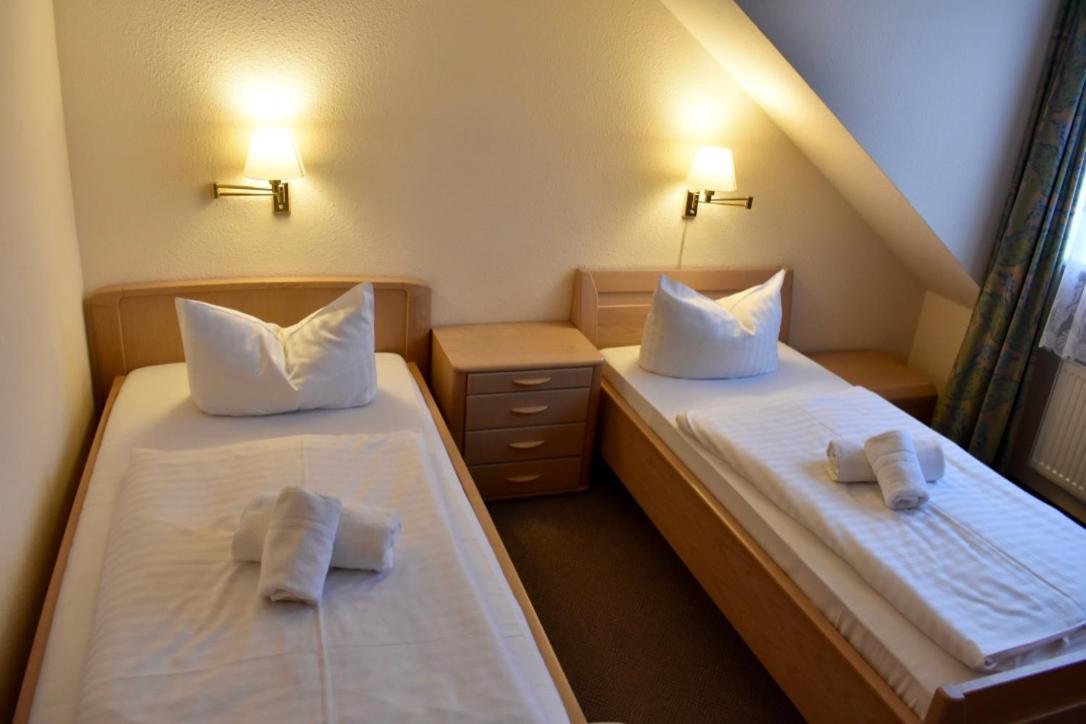 Hotel Trebeltal Деммин Экстерьер фото