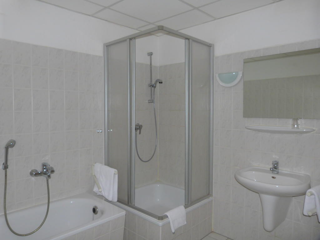 Hotel Trebeltal Деммин Номер фото